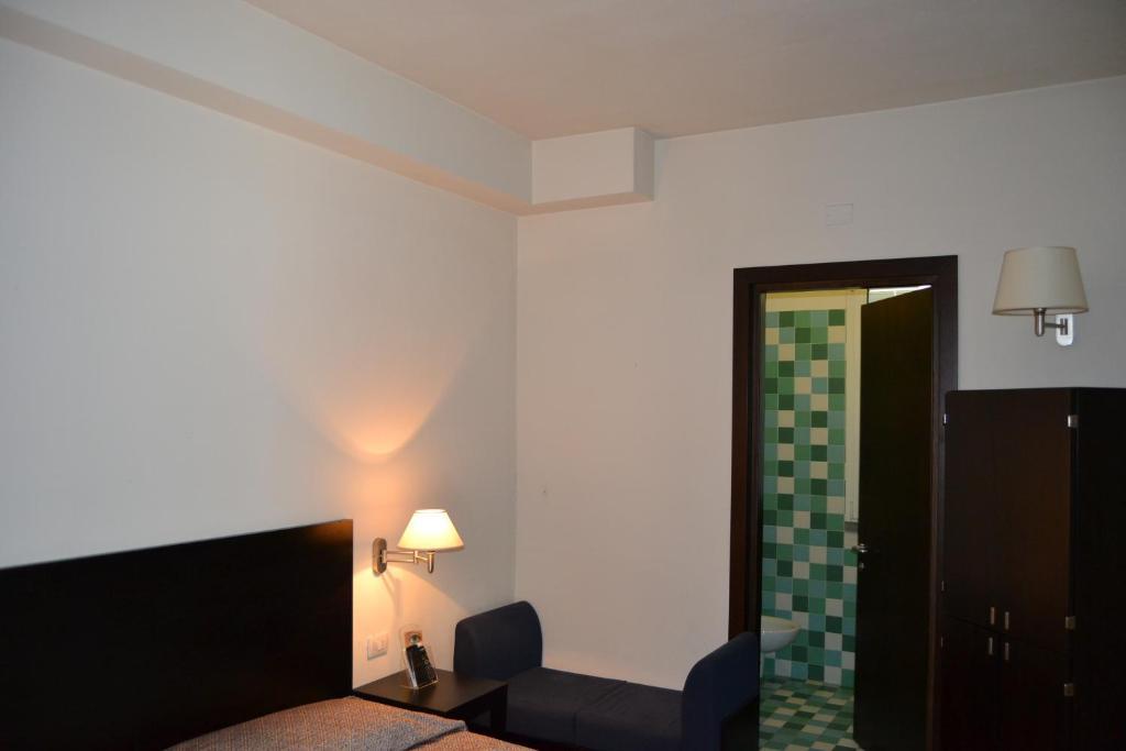Hotel I' Fiorino มอนเตลูโป ฟิโอเรนติโน ห้อง รูปภาพ